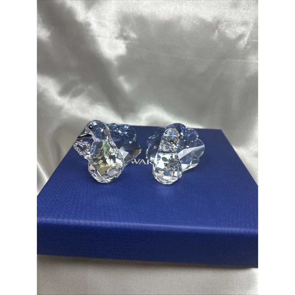 Swarovski Crystal Love Turtledoves Figurine 1143415 Retired With Box